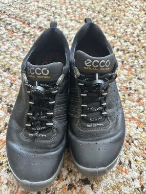 ECCO lightweight Walking shoes size 7.0 Women's